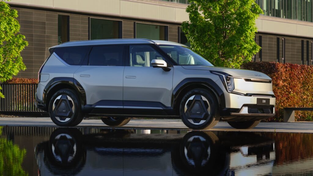 Kia EV9 2023 02@2x