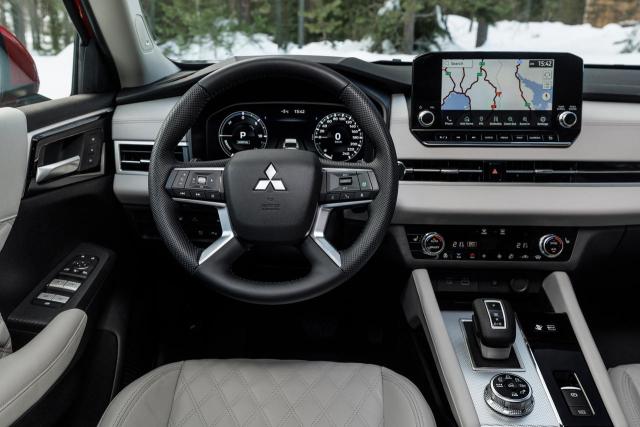 Mitsubishi Outlander 2024 hybride test DR