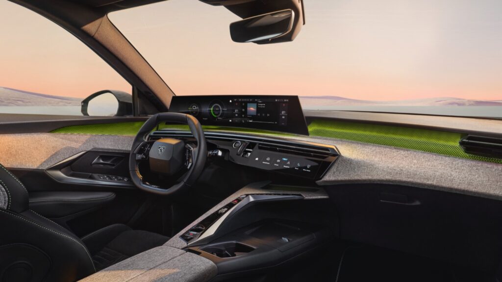 Peugeot e 5008 2024 18@2x